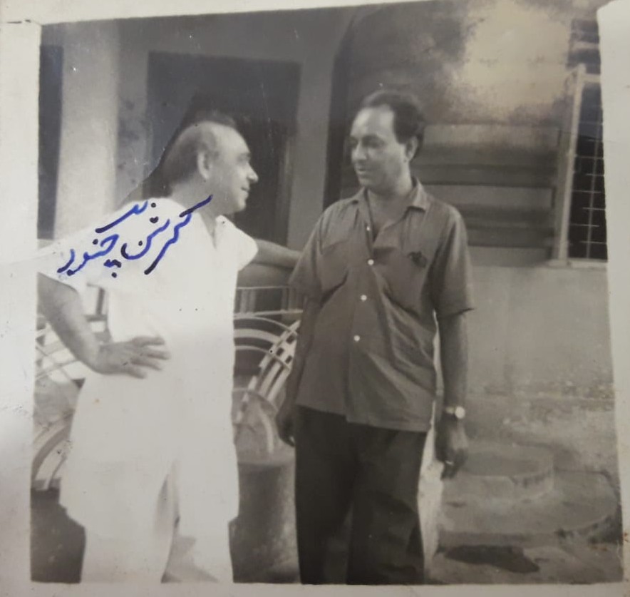 Writer Krishna Chandar (left) with Akram Allahabadi (right)